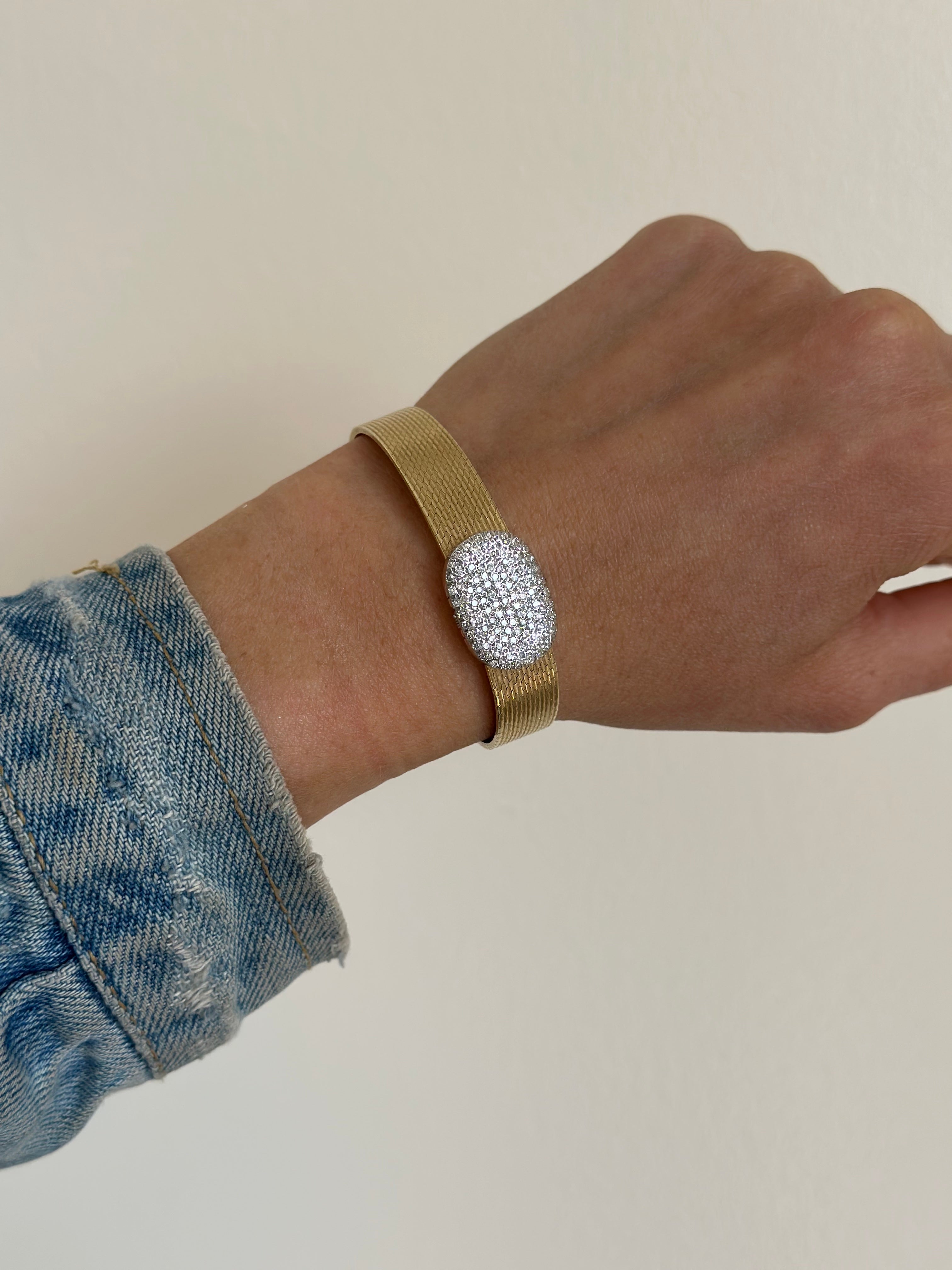 14KT Yellow Gold Cyma w/ Diamond Cover