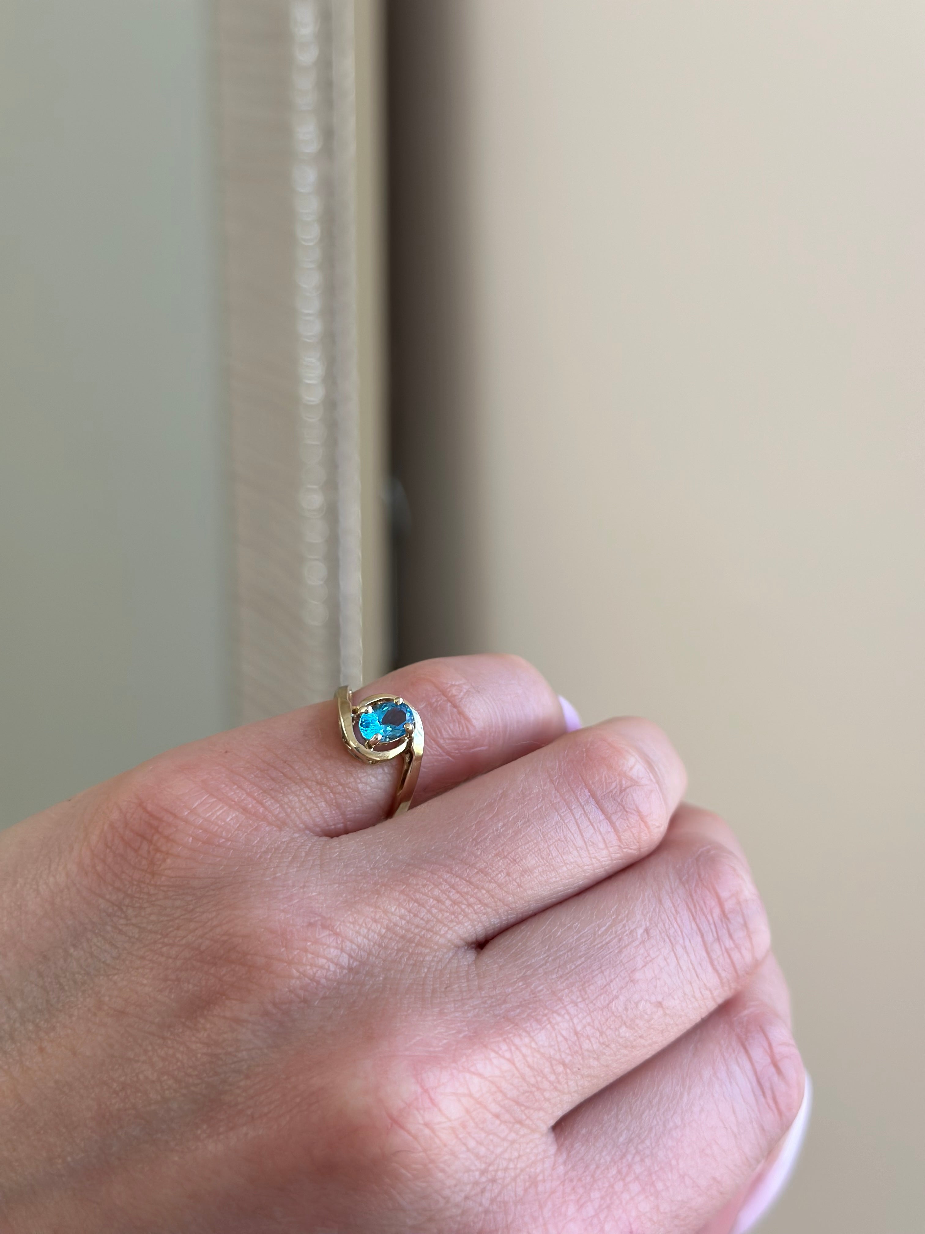 14KT Yellow Blue Topaz Ring