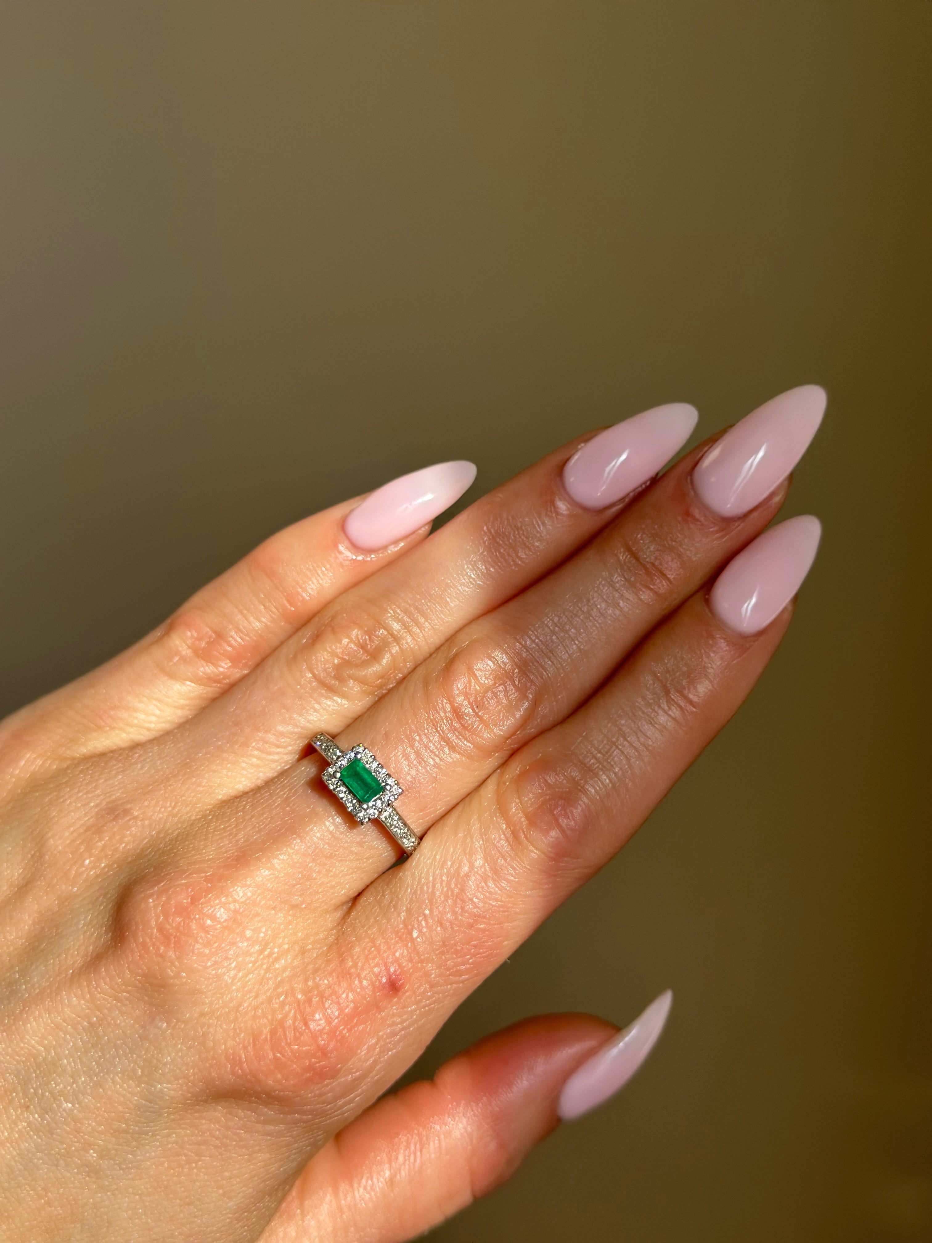 14KT White Gold Emerald and Diamond Ring