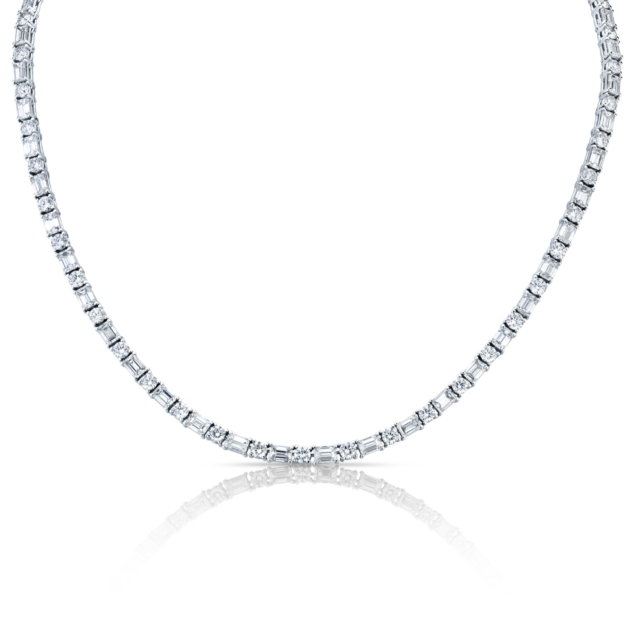 17.97 Carat 18k White Gold Diamond Necklace